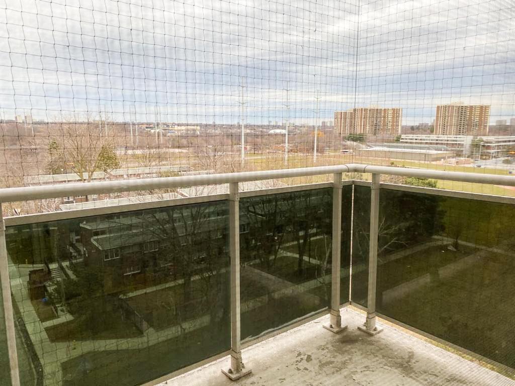 Bright Apartment Close To City With Free Parking Торонто Екстер'єр фото